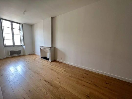 location Appartement T2 DE 48.83m² À AVIGNON - Photo 1