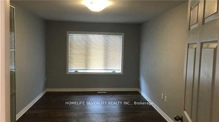 For Lease - 157 Elliott Avenue Unit# Main Level, Oshawa, Ontario - Photo 4