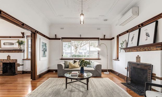 Garden Maintenance Included - Photo 1