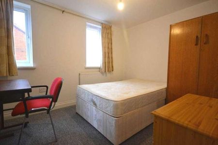 Pitcroft Avenue, Reading, RG6 - Photo 2