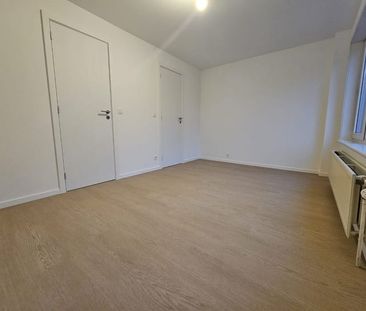 Appartement te huur - Photo 2