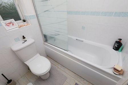 2 bedroom house to rent Ireton Close, Belper, Derbyshire, DE56 - Photo 3