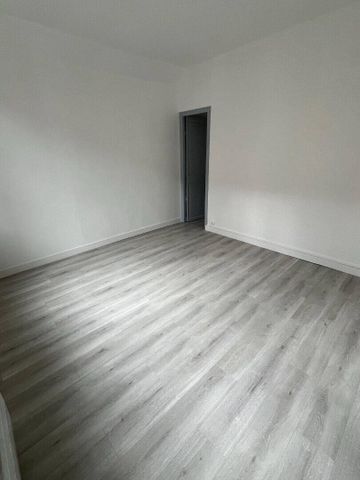 Location appartement 2 pièces 45 m² à Pont-de-l'Arche (27340) - Photo 3