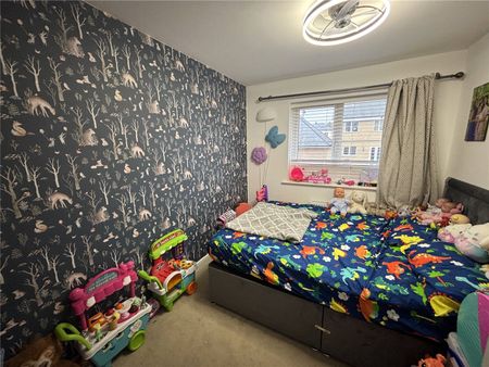 Stanhope Lines East, Wellesley, Aldershot, Hampshire, GU11 - Photo 5