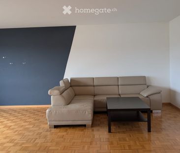 Helle 2.5-Zimmerwohnung im 9. Stock mit wunderschöner Aussicht in O... - Photo 2