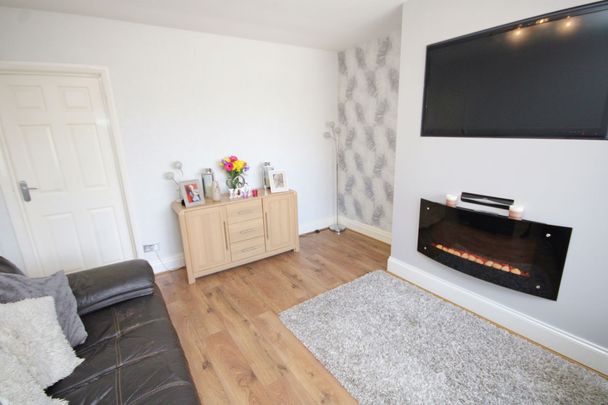 Windermere Avenue, Warrington - Photo 1