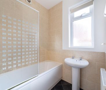 2 bed flat to rent in Addycombe Terrace, Heaton, NE6 - Photo 6