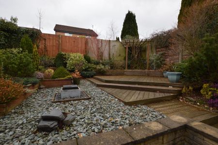 4 bedroom detached house to rent - Photo 4