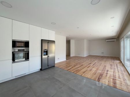 Apartamento T3+1 em Lisboa - Photo 4