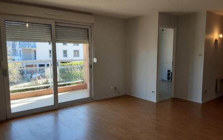 Location Appartement P3 Macon - Photo 2