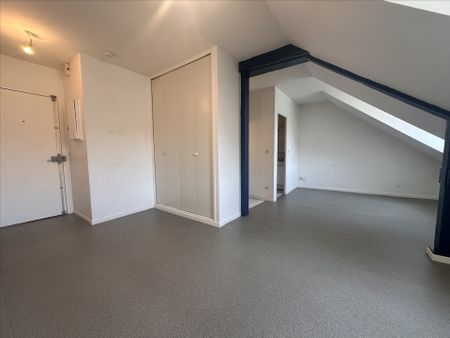 Location Appartement 1 pièce 24m² - Photo 4