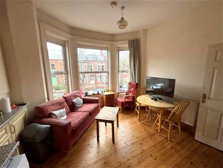 Apt 5 85 Eglantine Avenue, Off Malone Road, Belfast, BT9 6EW - Photo 4