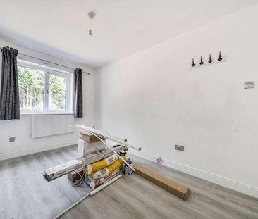 Banbury, Oxfordshire, OX16 - Photo 1