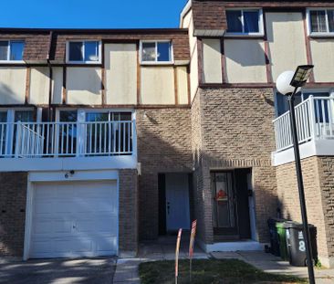 For Lease - 44 Chester Le Boulevard Unit# 6, Toronto, Ontario - Photo 5