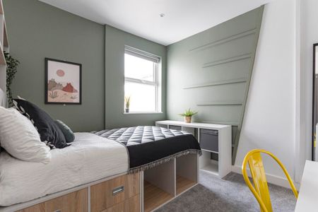 Montgomerie #23 - Photo 5