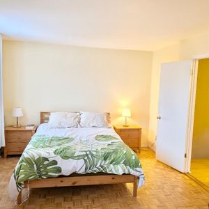 4 chambres maison à louer à Brossard-house for rent - Photo 2
