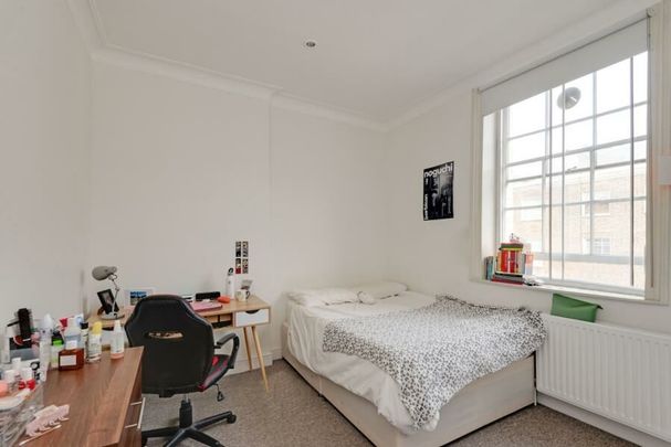 2 Bedroom Flat To Let - Photo 1