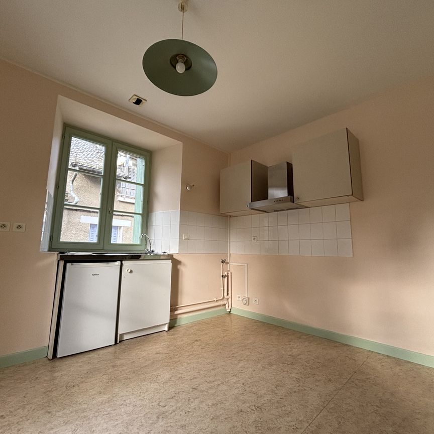 Location Appartement 3 pièces 40m² ARGENTAT 19400 - Photo 1