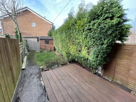 2 bedroom terraced house to rent - Photo 4