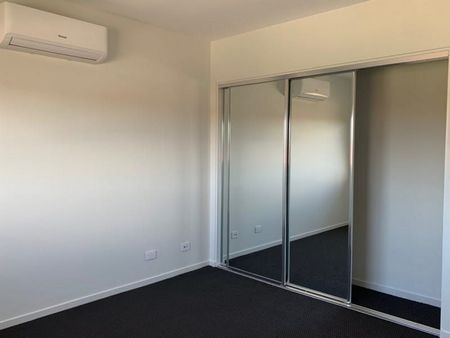 2 BEDROOM PLUS STUDY - Photo 2