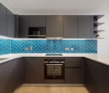 3 bedroom flat to rent - Photo 5