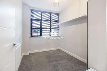 Crown House, Southway, CO2 - Photo 3