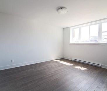 Spacious Corner unit 4.5 half grounded with large terrasse - Photo 1