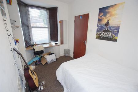 4 bedroom house to rent - Photo 4