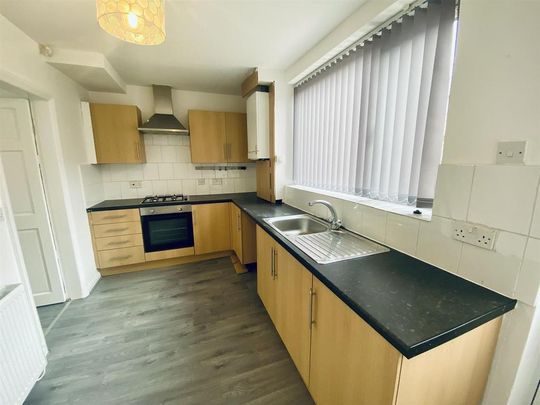 3 bedroom terraced house to rent - Photo 1