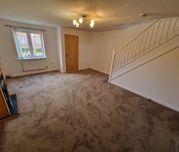 3 bedroom end of terrace house to rent - Photo 1