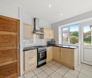 3 bedroom terraced house to rent - Photo 1