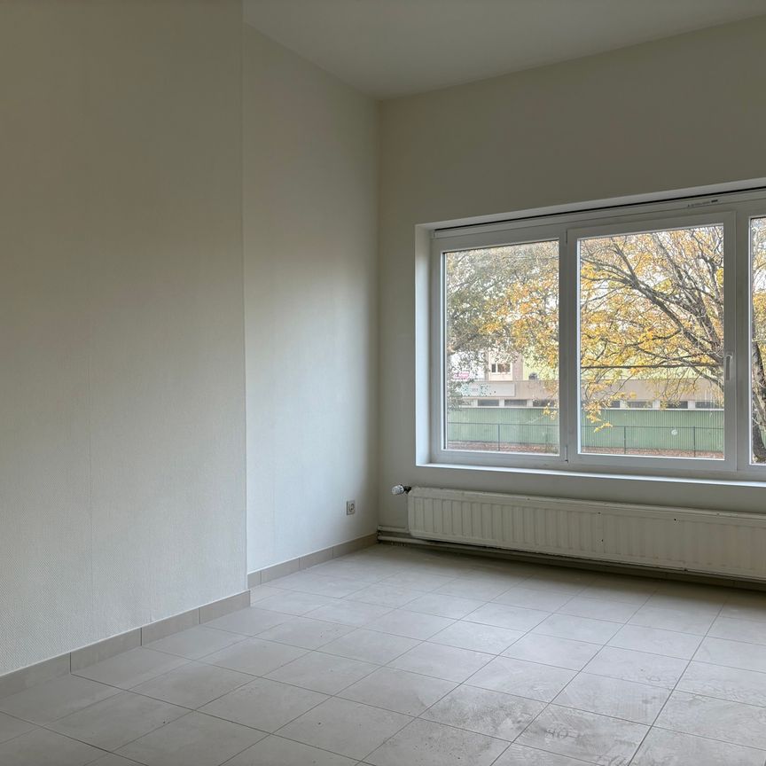 Appartement te huur - Photo 1