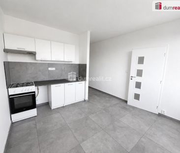Pronájem bytu 1+1 36 m2 - Fotografie 2