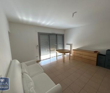 Location Appartement 3 pièces 79m² ST DIZIER 52100 - Photo 2