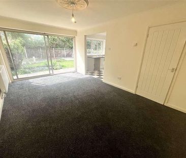 Devon Gardens, Rochford, Essex, SS4 - Photo 5