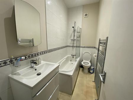 1 bedroom flat to rent - Photo 5
