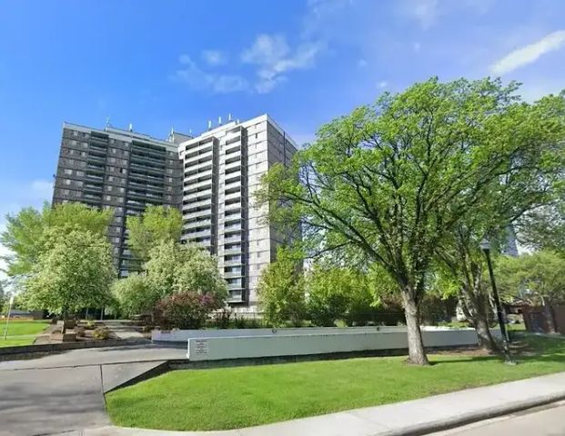 Glenora High-Rise 1 Bdrm w/ Downtown View, All Utilities Incl. | Edmonton - Photo 1