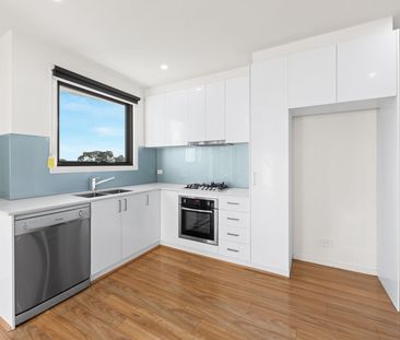 401/15 Pascoe Street, Pascoe Vale VIC 3044 - Photo 4
