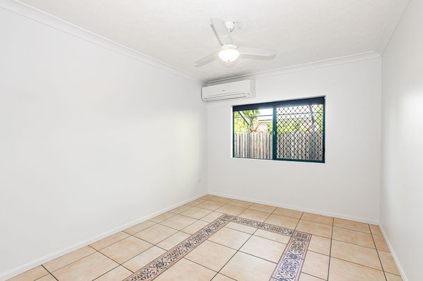 11 Columbine Court, Kirwan - Photo 1