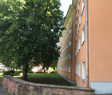 Gut geschnittene Wohnung mit Balkon - Foto 4