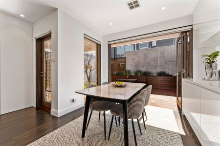 159 Albert Street, Port Melbourne VIC 3207 - House For Rent | Domain - Photo 3