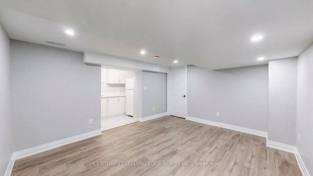 47 Sherwood Avenue #Bsmt - Photo 5