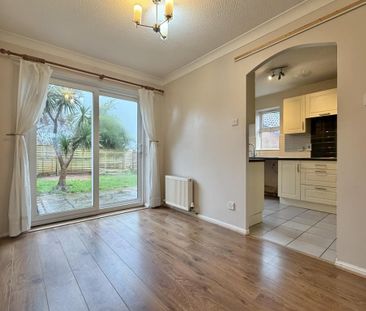 3 bedroom semi-detached house to rent - Photo 3