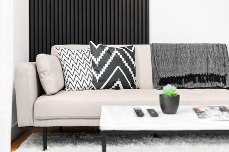 3 bedroom flat to rent - Photo 3