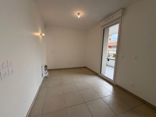 Location Appartement 1 pièce 35m² THONON LES BAINS 74200 - Photo 1