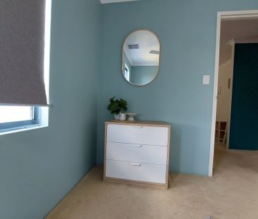 Port Kennedy - Photo 5