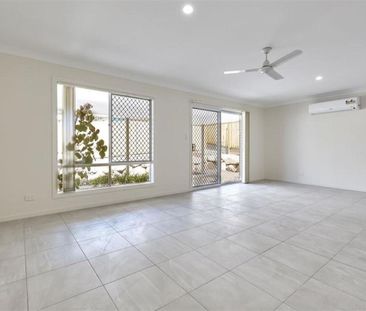 Perfect Large Family Home - Photo 2