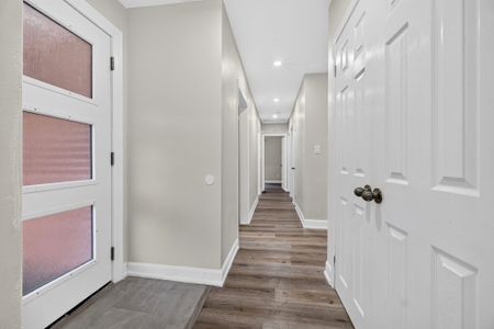 For Lease - 134 Switzer Drive, Oshawa, Ontario - Photo 3