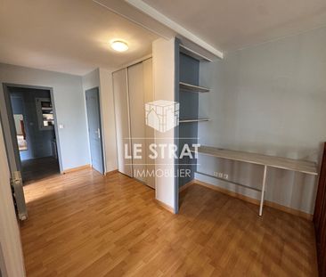 Location Appartement 5 pièces 128m² - Photo 3