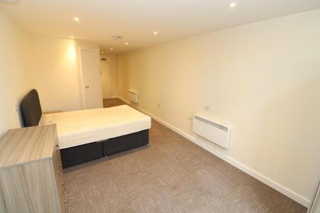 Studio to rent - Photo 5